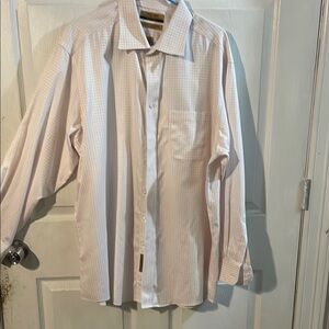 Roundtree & Yorke Beige Checkered Dress Shirt